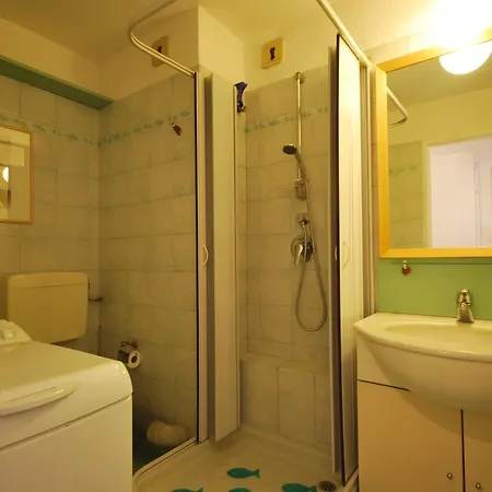 One Bedroom - Close To The See *
